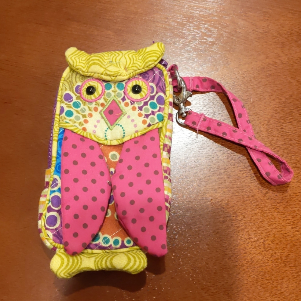 Mini owl wristlet